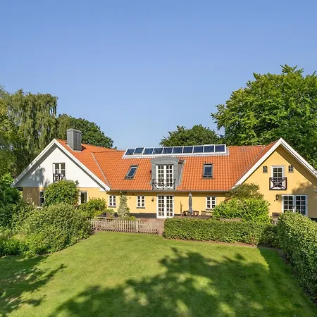 View Διαμέρισμα *